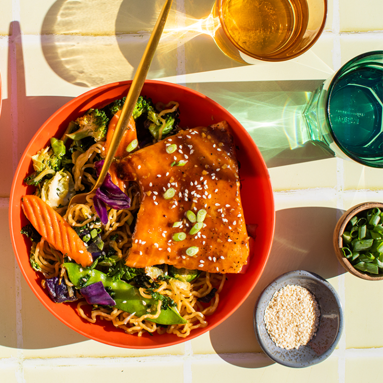 Sweet and Sticky Teriyaki Salmon Stir Fry Featured Image